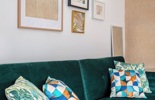 Coslada Apartment | Apartamento Totalmente Reformado y Renovado, Cerca del Aeropuerto, y de Ifema,