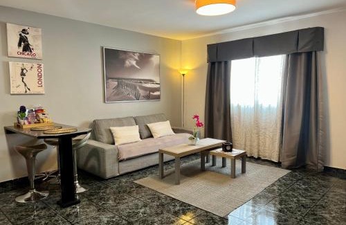 Vecindario Apartment | Apartamentos Dalia