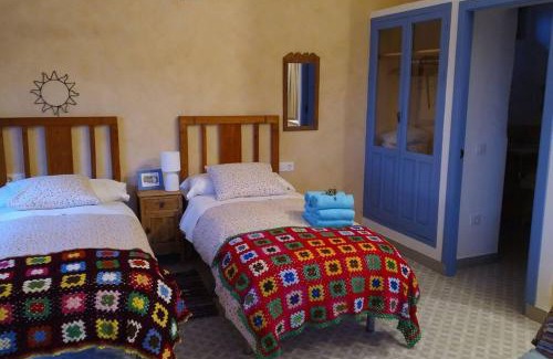 Cabanas del Castillo Apartment | Apartamentos bioclimáticos El Mirlo Azul