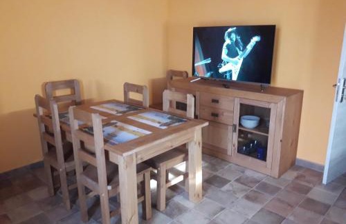 Faio House | Apartamentos Hiberus Flumen