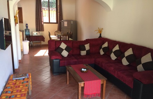 Antigua Guatemala House | APARTAMENTOS LOS NAZARENOS 3 - swimming pool, jacuzzi and gym