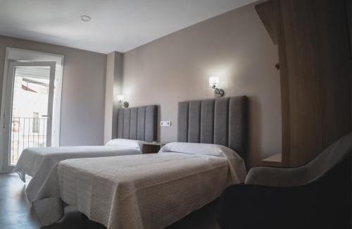 Orellana la Vieja Apartment | Apartamentos Turísticos Capitán Orellana