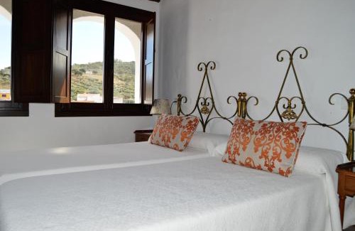 Aliseda Apartment | Apartamentos Turísticos - Hostal Los Alisos