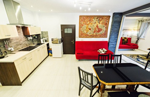 Bierutowice Hotel | Apartamenty EverySky Luxor Karkonoska