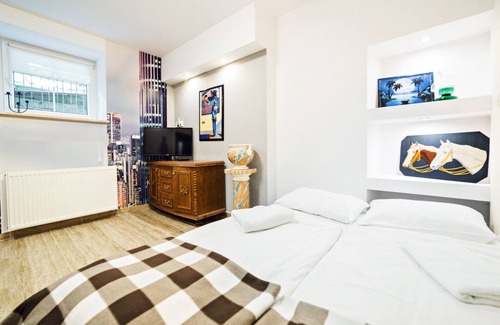 Bierutowice Hotel | Apartamenty EverySky Luxor Karkonoska