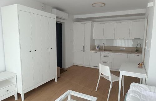 Skorochow Apartment | Apartamenty nad jeziorem Nyskim - Orzechowa 22