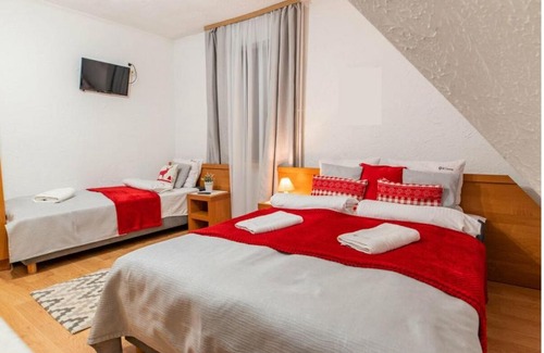 Nadarzyn Apartment | Apartamenty pod Lasem
