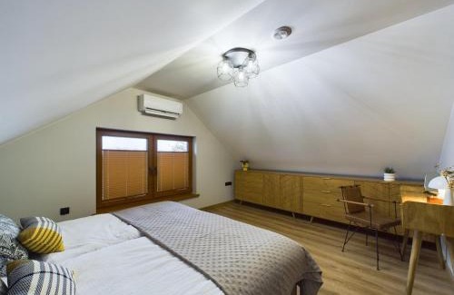 Radom House | ApartamentySnu, Dom na Przedmieściu