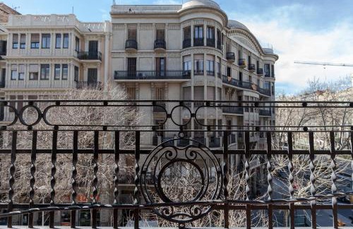 Sant Antoni Apartment | ApartEasy - Family 4-Bedroom Apartment