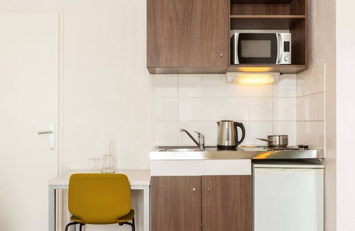 Carrieres-sous-Poissy House | Aparthotel Adagio Access Carrières-sous-Poissy