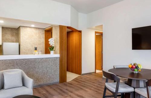 Al-Fujairah Apartment | Aparthotel Adagio Fujairah