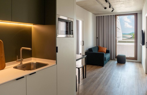 Desamparados Apartment | Aparthotel Kora Green City