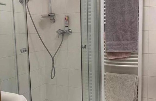 Klecany Apartment | Apartmán 15km od centra Prahy