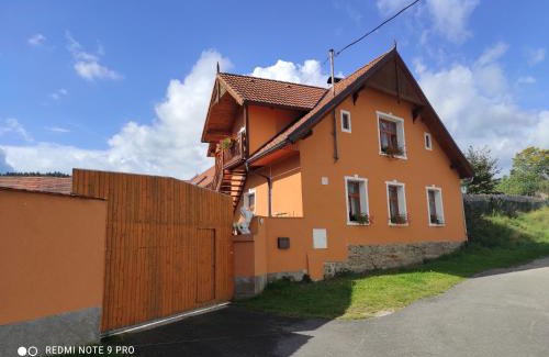 Lhenice Apartment | Apartmán pod Sříbrnou horou