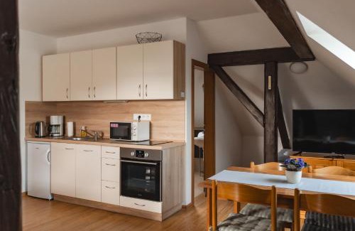 Karlovy Dvory Apartment | Apartmán V PODKROVÍ