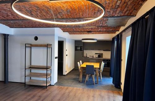 Stare Mesto House | Apartmány Šestka