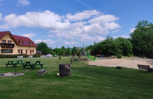 Karlovy Dvory Apartment | Apartmány U Petra s pláží