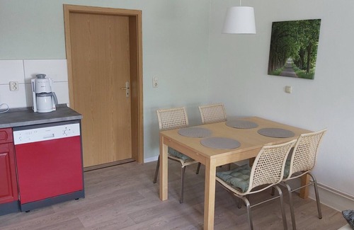 Kirch Mulsow Apartment | Apartment 'Das Landhaus 1' with Shared Garden and Wi-Fi