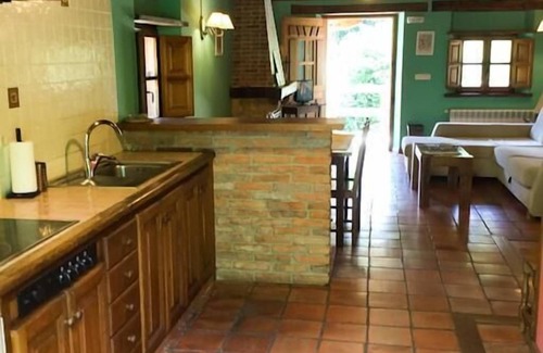 Arguebanes Apartment | Apartment Private Bathroom - Los Alcornoque