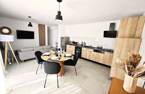 Santa-Reparata-di-Balagna Apartment | Apartment "A Santa" sleeps 4, pool, gym, games 10min from beaches