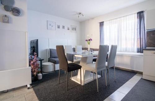 Pohorje House | Apartma Ella
