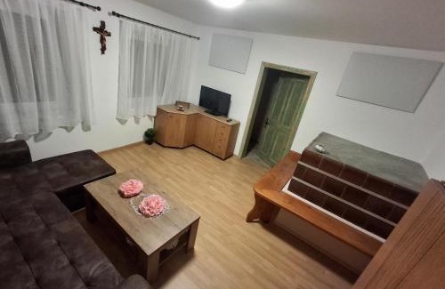 Dane Apartment | Apartma Hiška Vrh