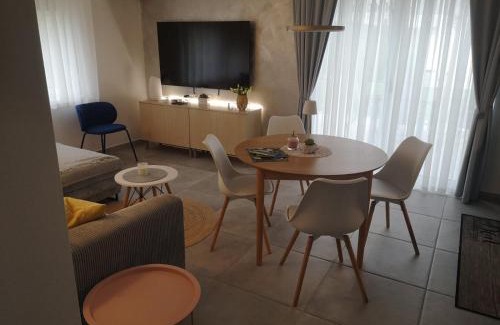 Podbela Apartment | Apartma Mia Nadiža