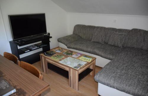 Cerknica Apartment | Apartma narava