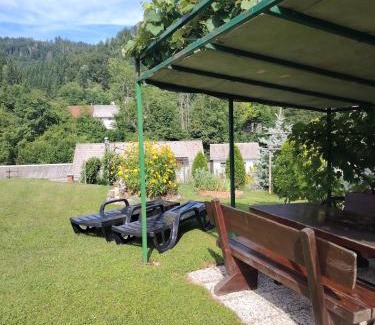 Bohinj Apartment | Apartma pri Bregarju