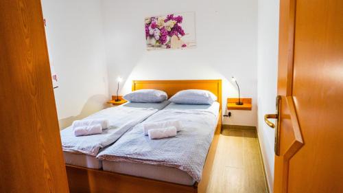 Kozana Apartment | Apartma Tri oljke