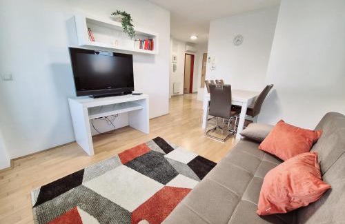 Moravske Toplice Apartment | Apartmaji PANONIA "The Big Space" & "The Cozy Space"