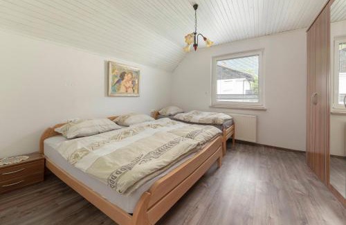 Preddvor Apartment | Apartmaji Seljak