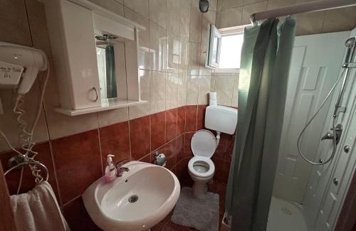 Kaluđerac Apartment | Apartman Buljarica-Bačvice 1