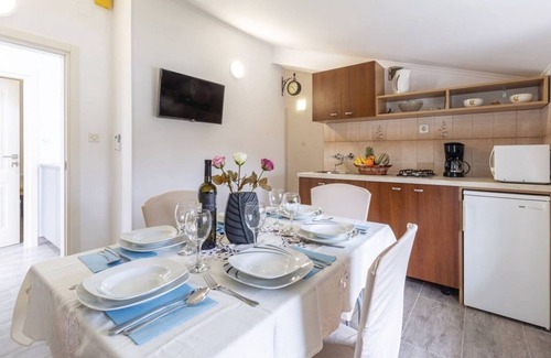Jasenovica Apartment | APARTMAN EDA 2 for 6 people