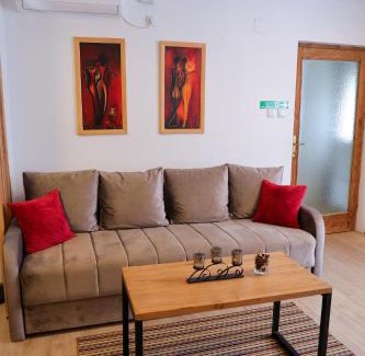 Kursumlija Apartment | Apartman Jež