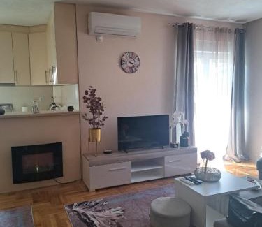 Trebinje Apartment | Apartman Lav