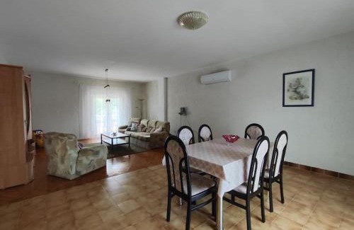 Sajini Apartment | Apartman Luna