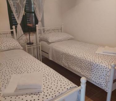 Prolozac Apartment | Apartman Studio Zdravko Eco Village