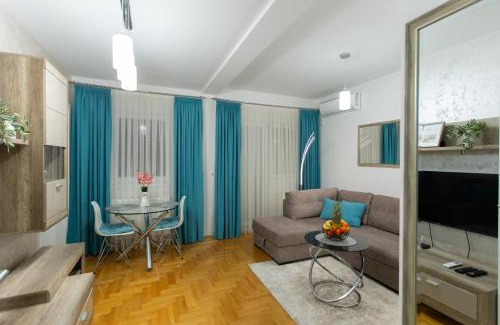 Sremska Mitrovica Apartment | Apartman SUNSET