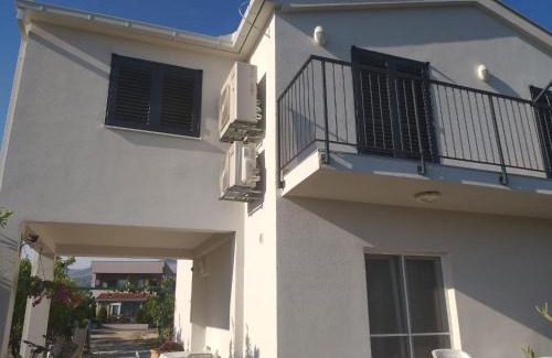 Opuzen Apartment | Apartmani Dropulić