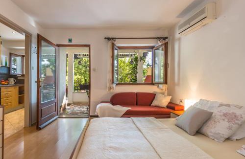 Krvavica House | Apartmani Lovrenco