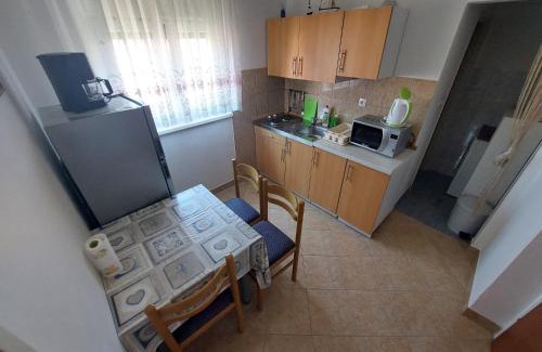 Kaprije Apartment | Apartmani Vuković