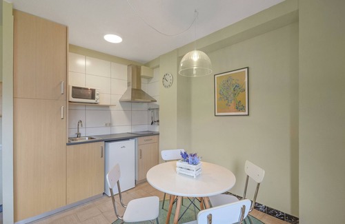 Sant Llorenc de Morunys Apartment | Apartment 'Vall' with Mountain View, Shared Garden and Wi-Fi