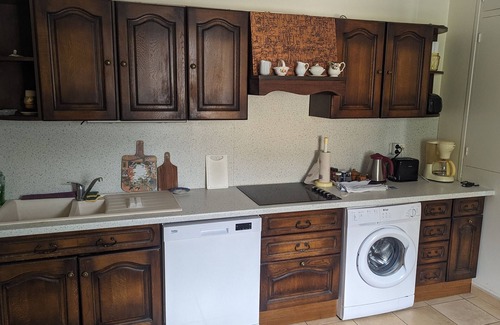 Saint-Jean-de-Maurienne Apartment | Apartment 'Appartement Rochenoir' with Mountain View, Private Terrace and Wi-Fi