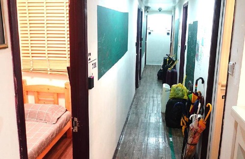 Kwun Chung Apartment | Apartment ∙ 1 bedroom ∙ 1 guest