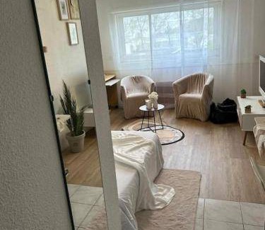 Carquefou Apartment | Apartment ∙ 1 bedroom ∙ 2 guests