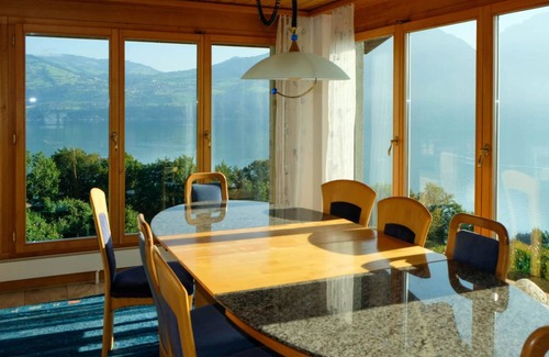 Faulensee Apartment | Apartment ∙ 1 bedroom ∙ 12 guests