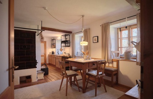 Gross Gerungs Apartment | Apartment ∙ 1 bedroom ∙ 4 guests