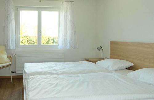 Gwatt Apartment | Apartment ∙ 1 bedroom ∙ 4 guests