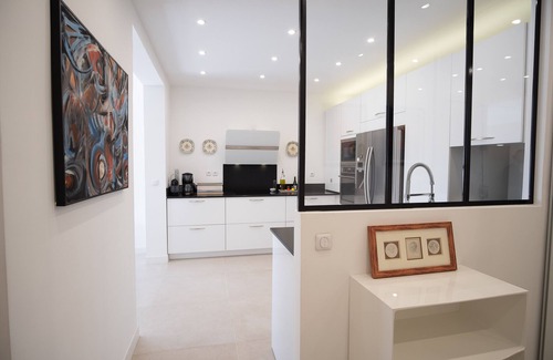 La Plage Apartment | Apartment 104 m2 standing 500m from beaches, 1Km from Ballet Nat de Marseille